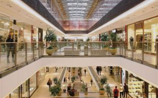 Passage in multilevel shopping mall